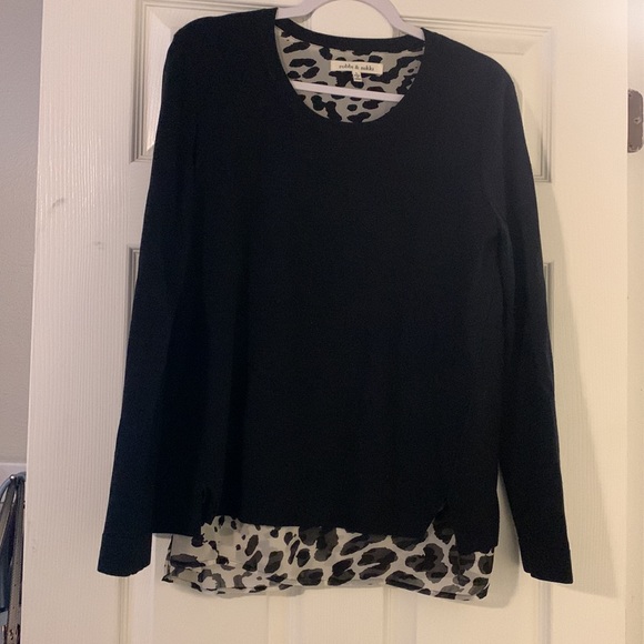COPY - Robbi & Nikki sweater. Super cute & stylish. Size L - Picture 4 of 6